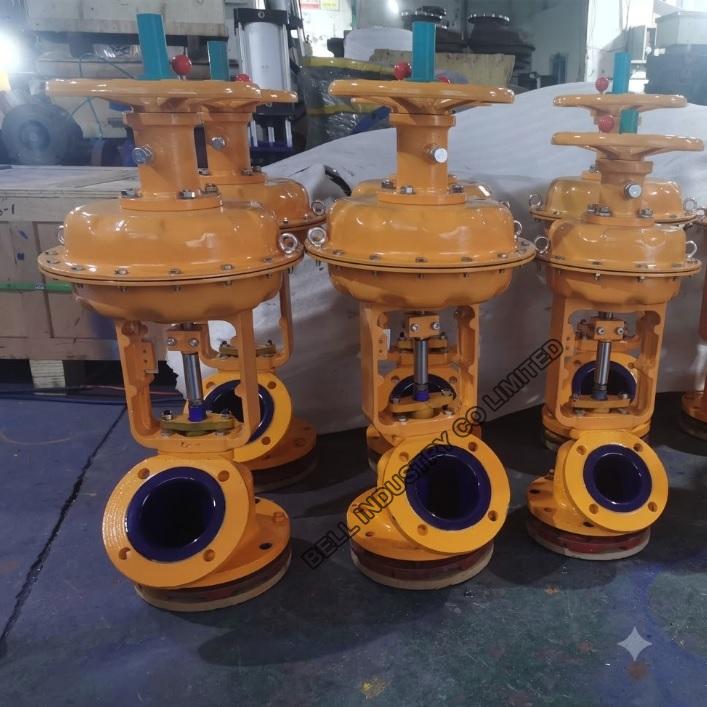 Pneumatic glass-lined flush bottom valve
